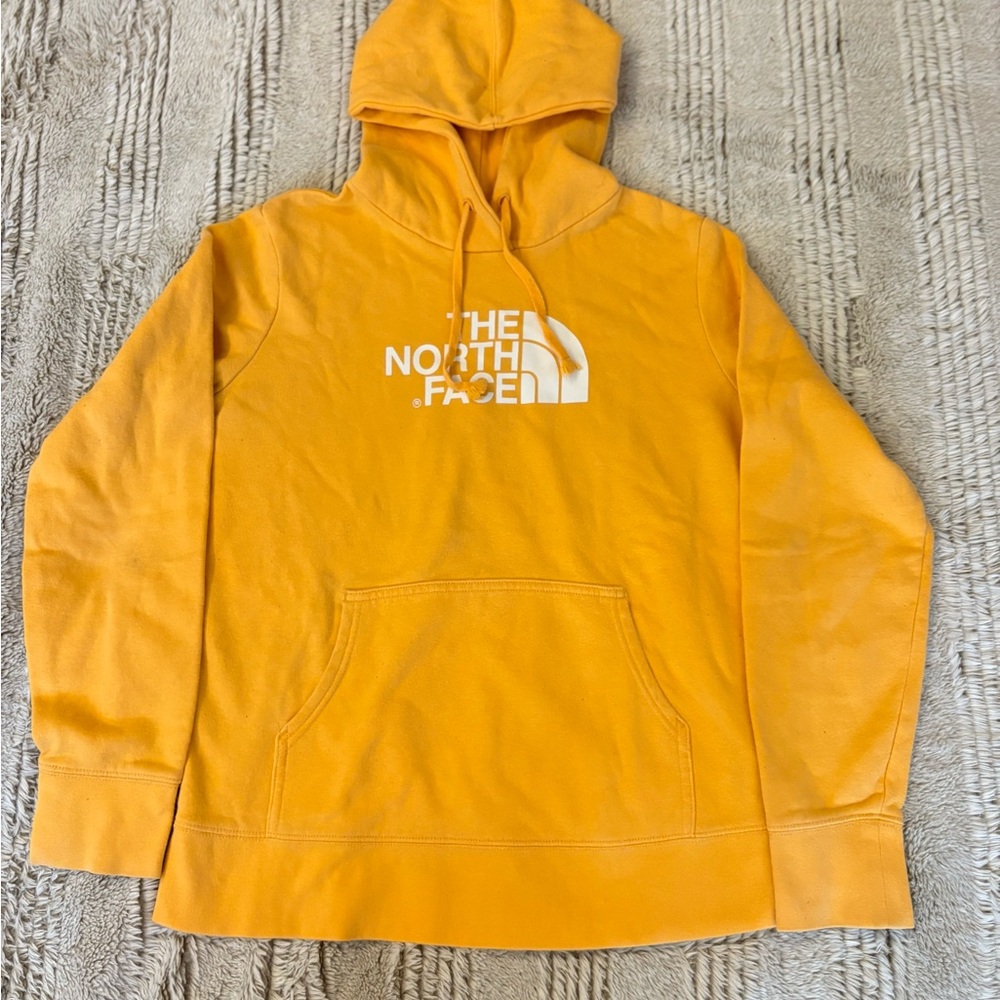 The North Face Women’s Drew Peak Pullover Hoodie